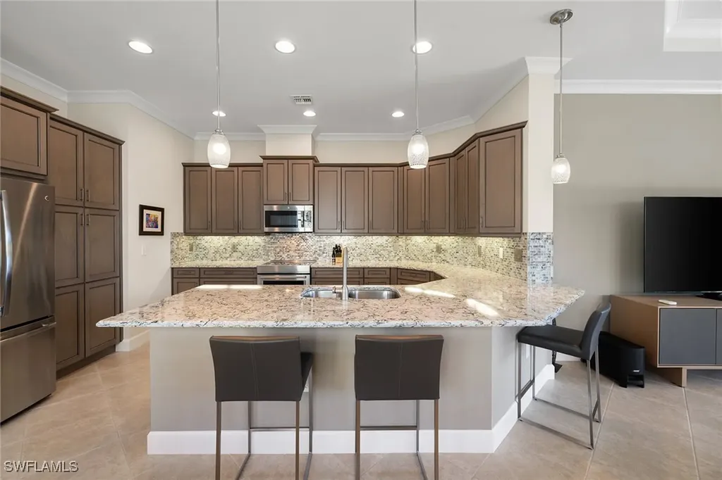 6912 Cay Court Naples FL 34113