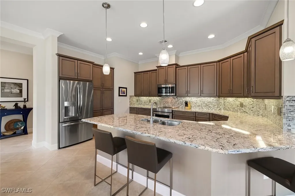 6912 Cay Court Naples FL 34113