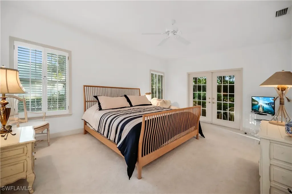 858 Wyndemere Way Naples FL 34105