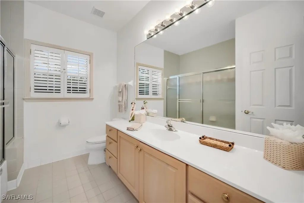 858 Wyndemere Way Naples FL 34105