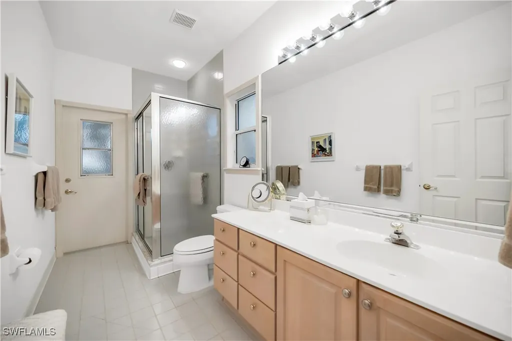 858 Wyndemere Way Naples FL 34105