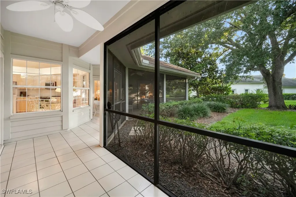 858 Wyndemere Way Naples FL 34105
