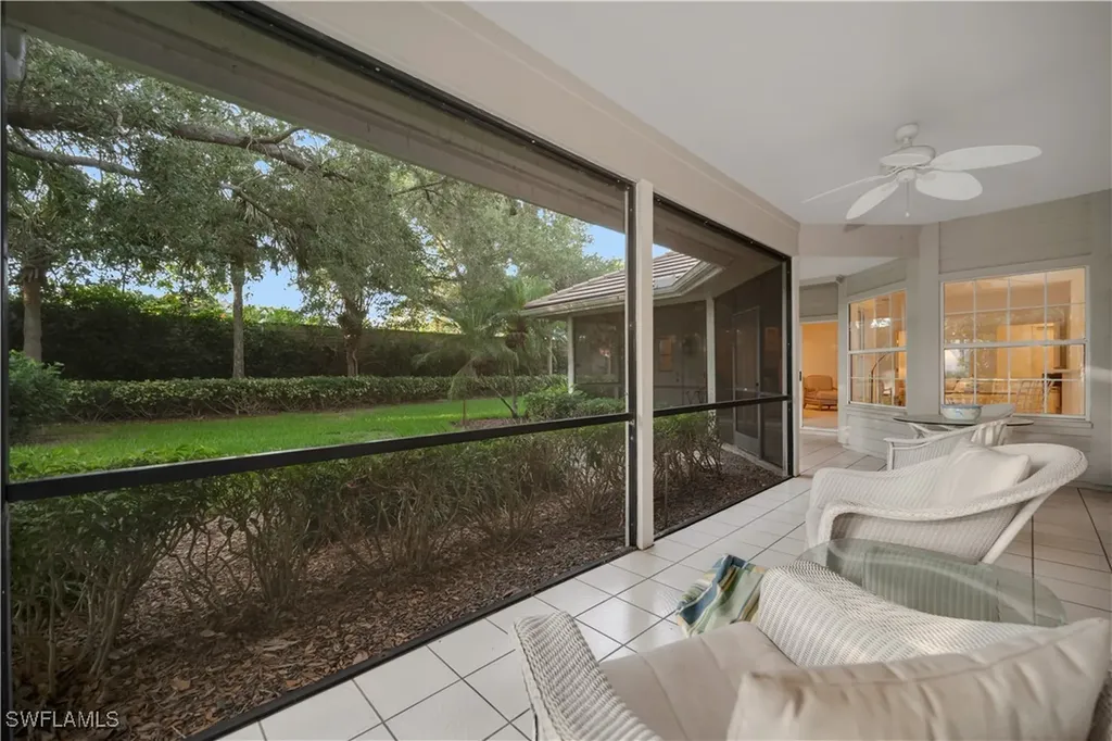 858 Wyndemere Way Naples FL 34105