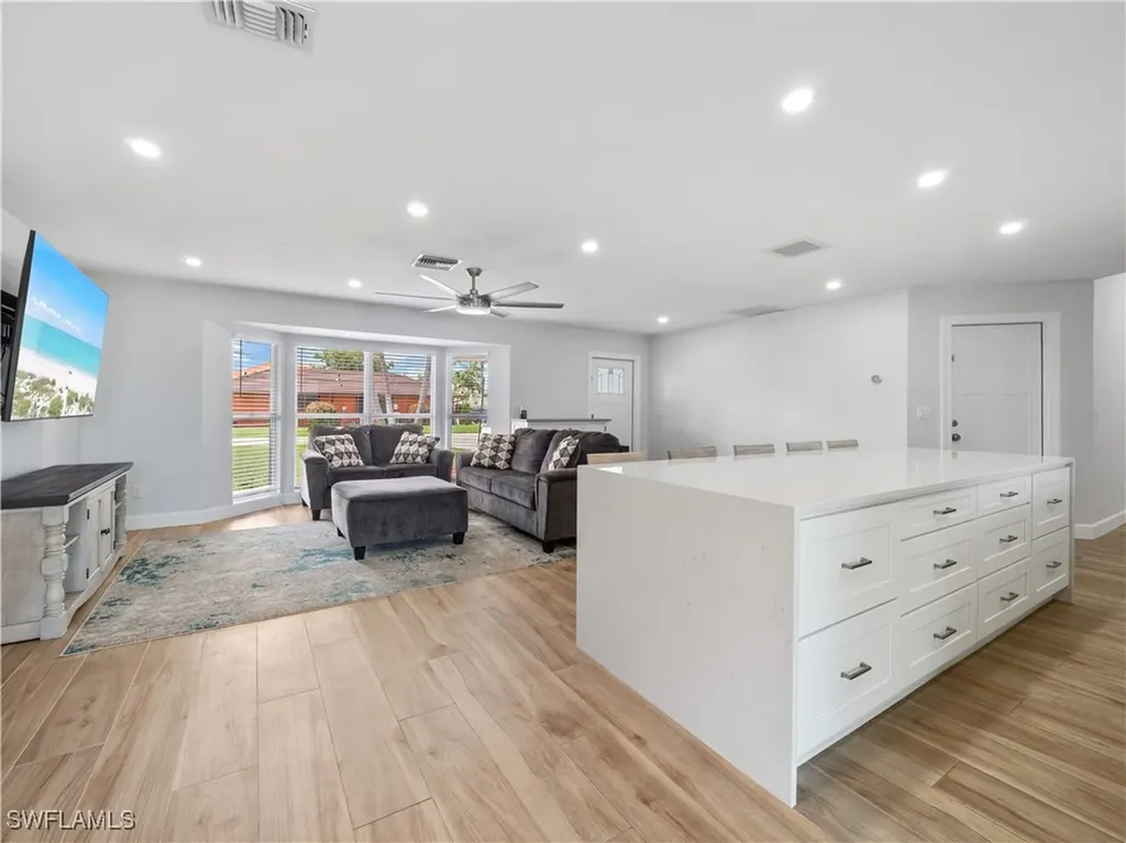 505 Monterey Avenue Cape Coral FL 33904