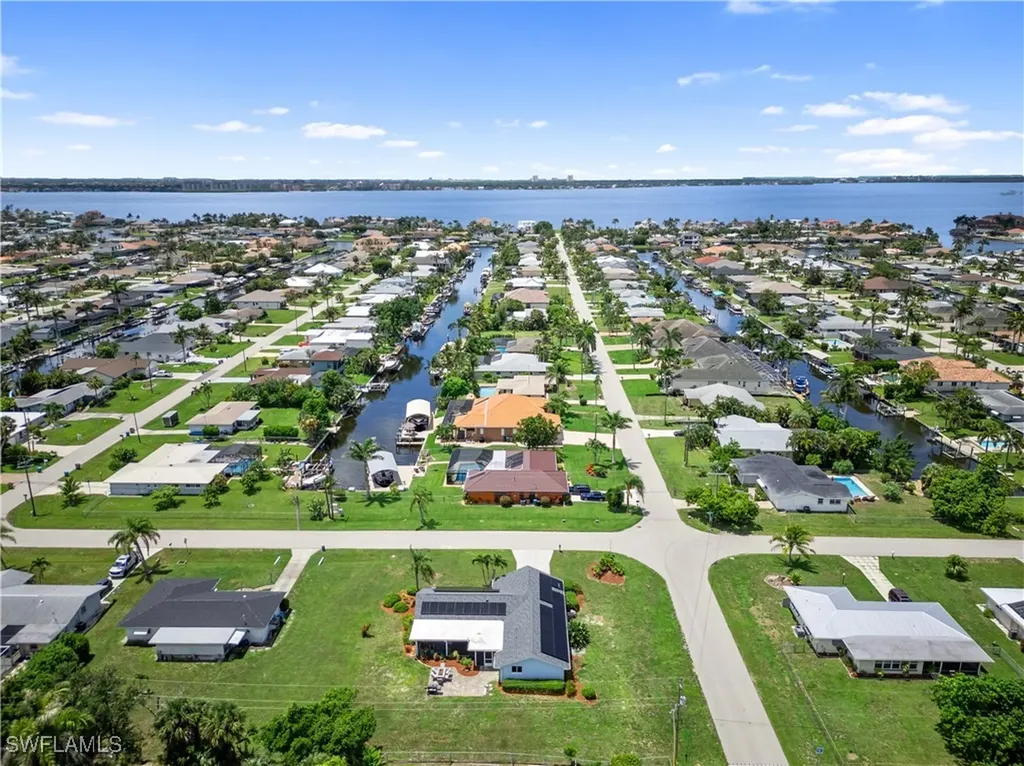 505 Monterey Avenue Cape Coral FL 33904