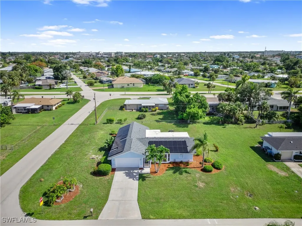 505 Monterey Avenue Cape Coral FL 33904
