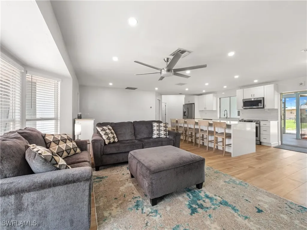 505 Monterey Avenue Cape Coral FL 33904