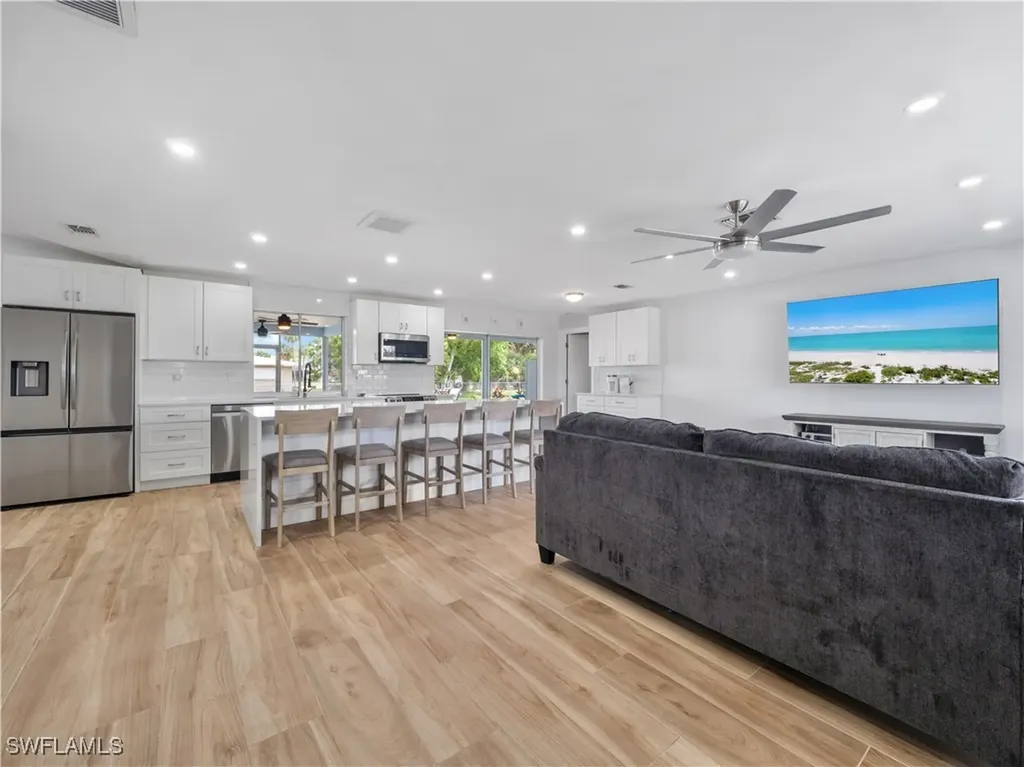 505 Monterey Avenue Cape Coral FL 33904