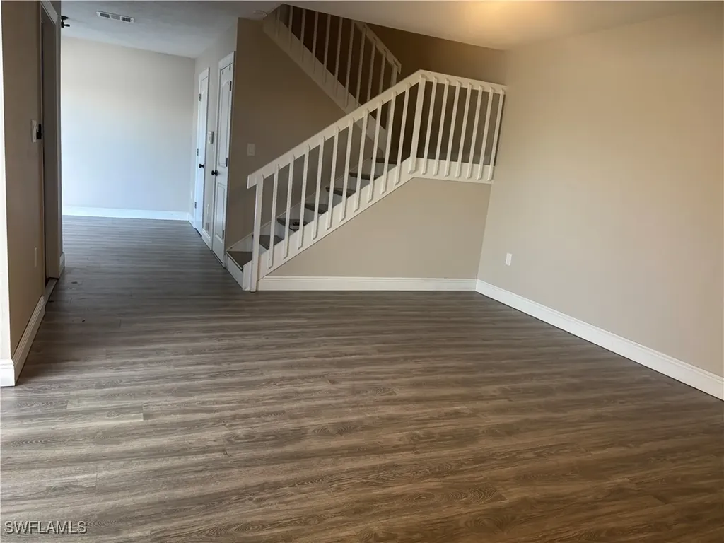 5245 Cedarbend Drive Fort Myers FL 33919