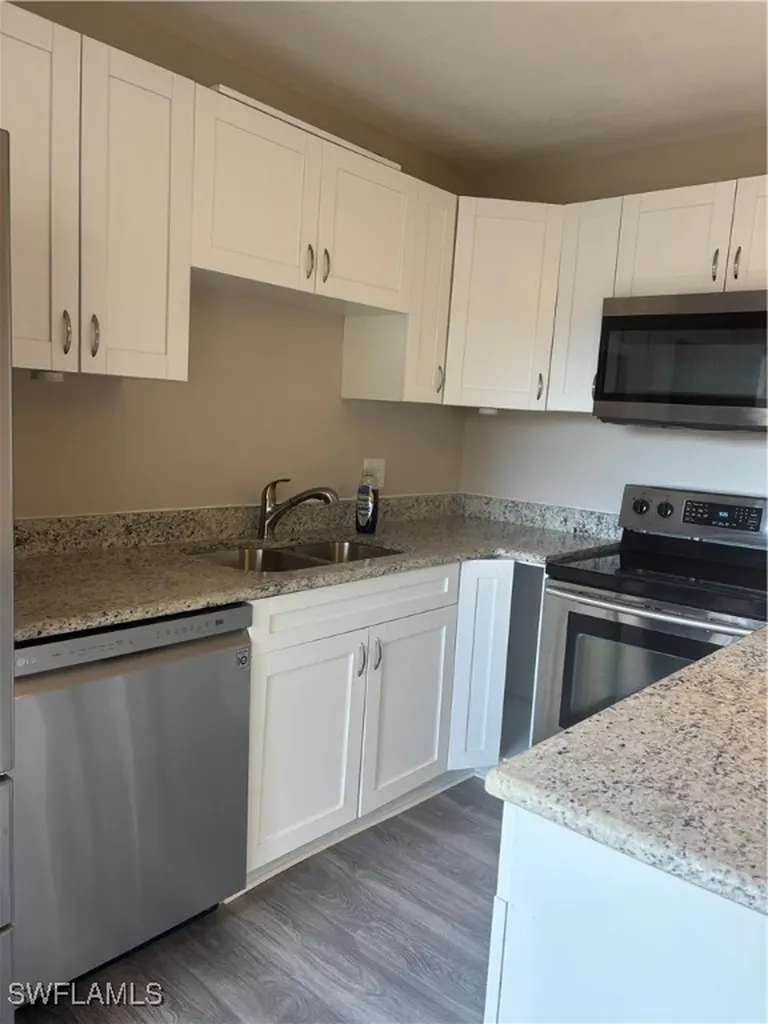 5245 Cedarbend Drive Fort Myers FL 33919