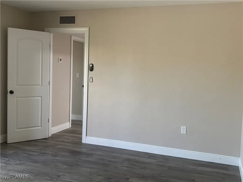 5245 Cedarbend Drive Fort Myers FL 33919