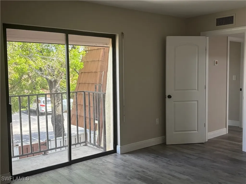 5245 Cedarbend Drive Fort Myers FL 33919