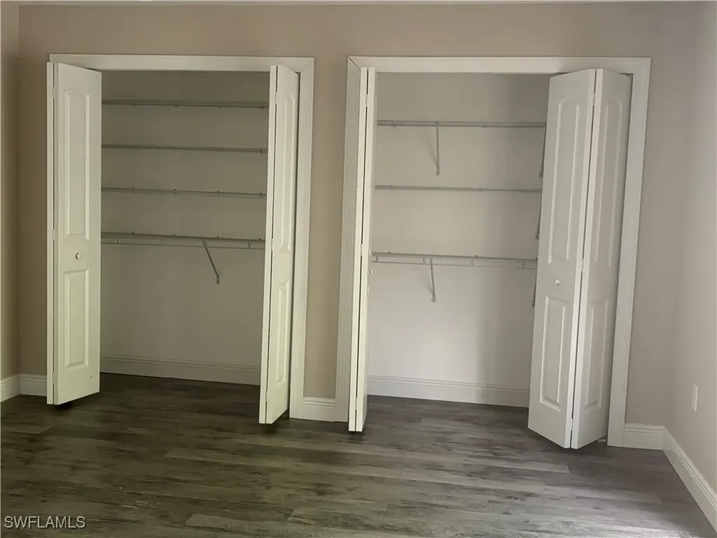 5245 Cedarbend Drive Fort Myers FL 33919