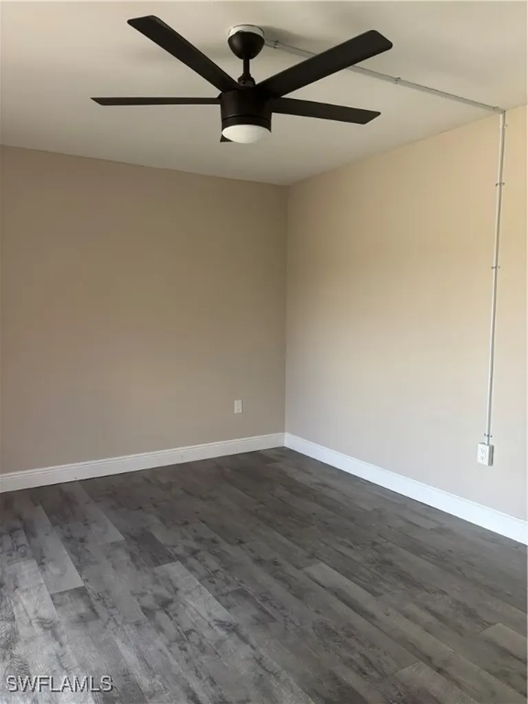 5245 Cedarbend Drive Fort Myers FL 33919
