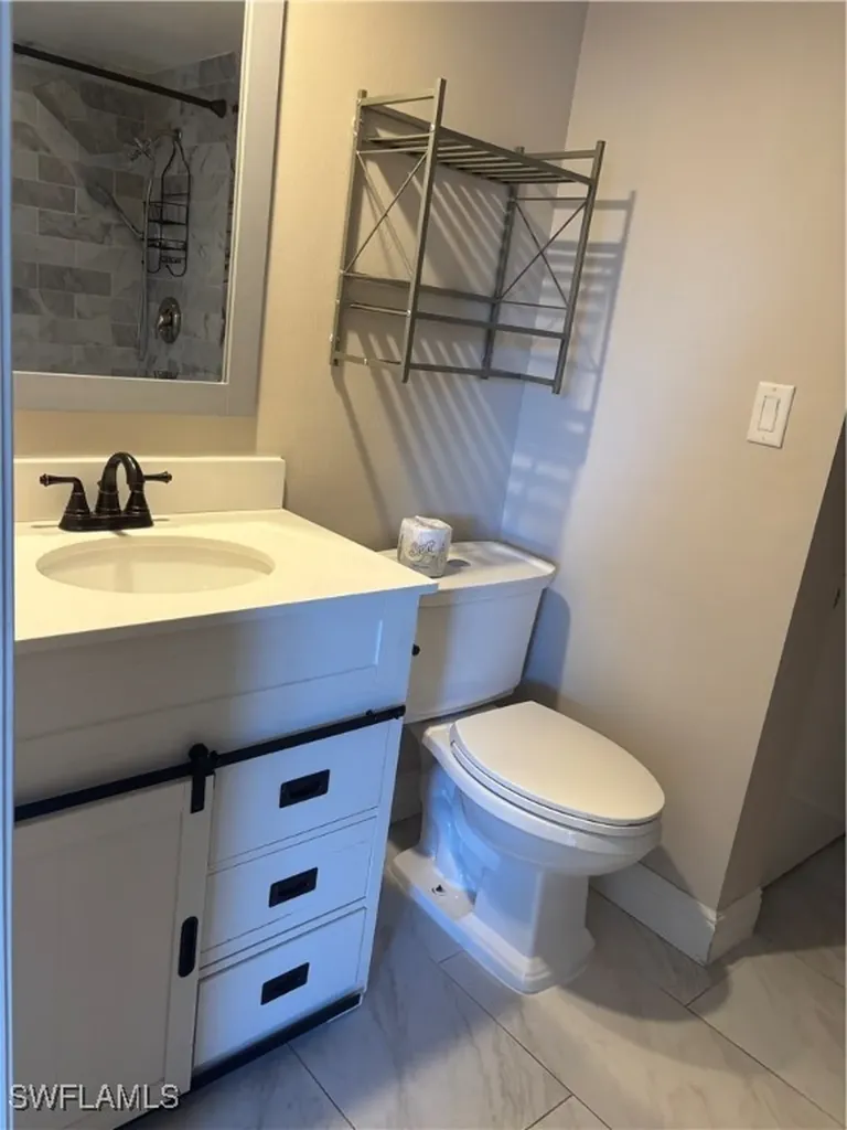 5245 Cedarbend Drive Fort Myers FL 33919