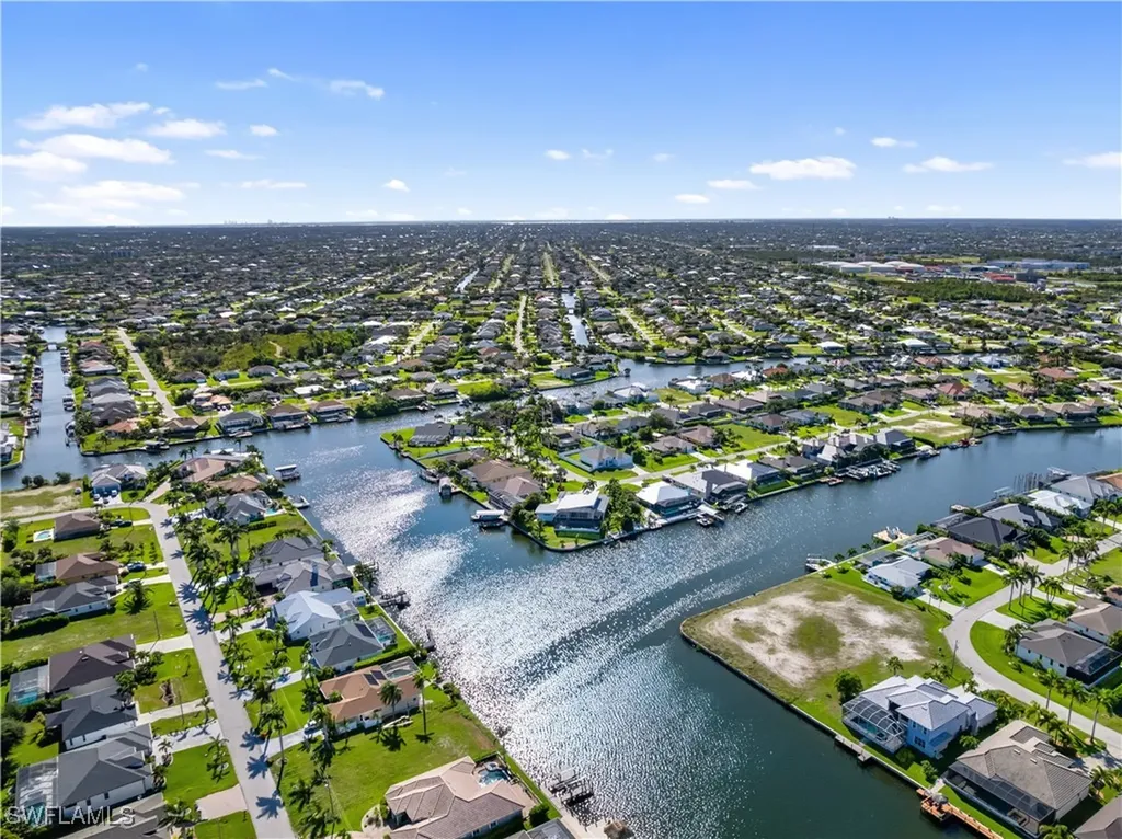 2705 SW 30th Terrace Cape Coral FL 33914