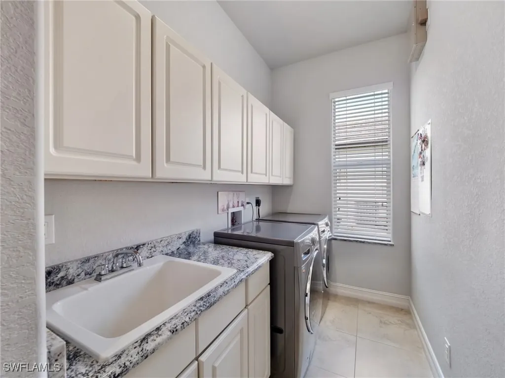 2705 SW 30th Terrace Cape Coral FL 33914