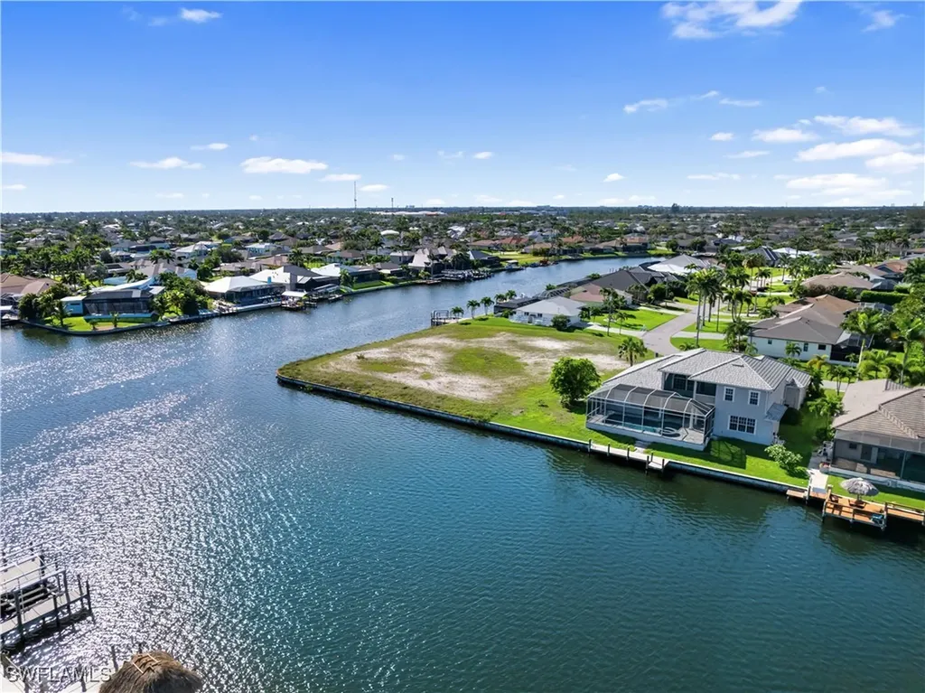 2705 SW 30th Terrace Cape Coral FL 33914