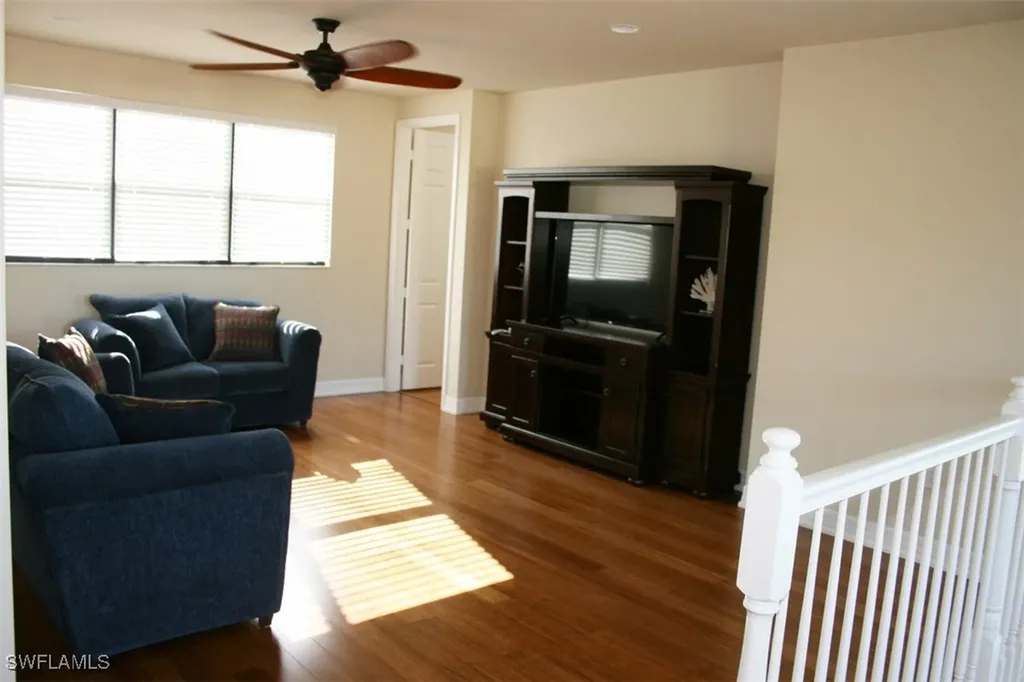 3296 Pacific Drive Naples FL 34119