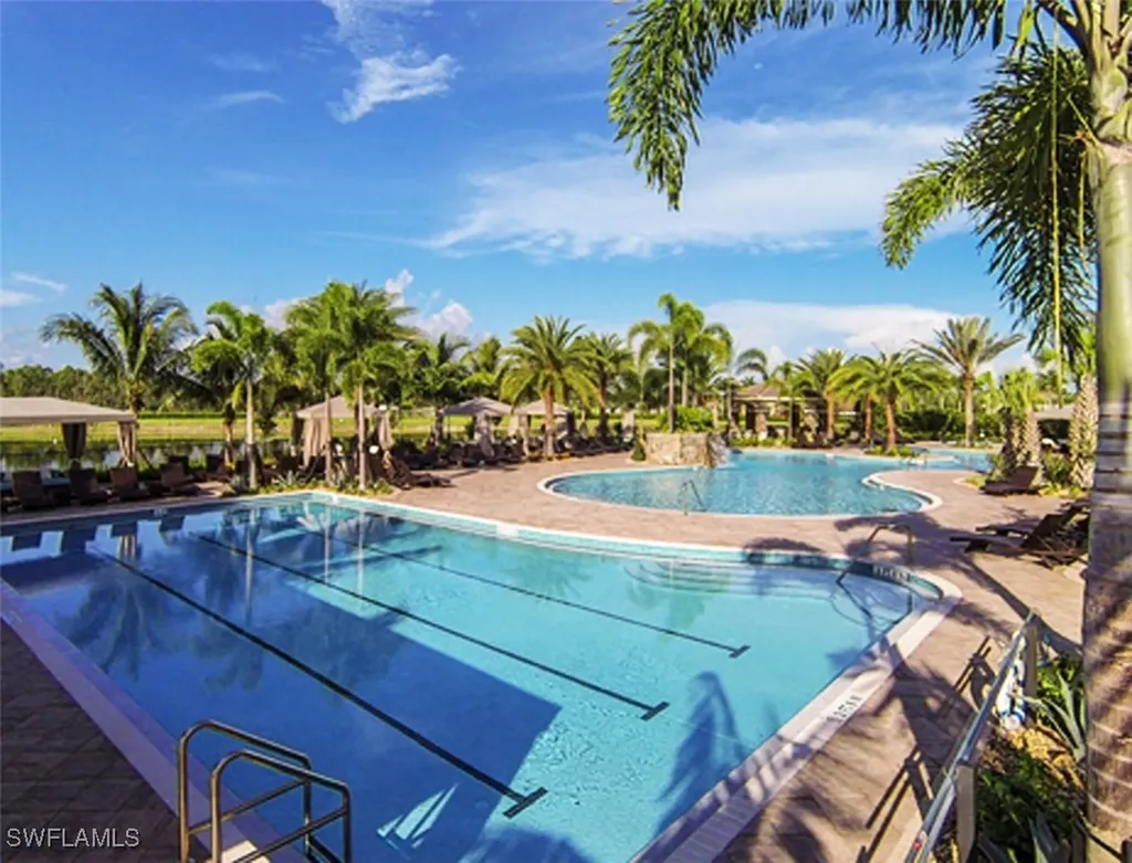 3296 Pacific Drive Naples FL 34119
