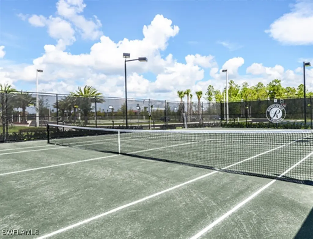3296 Pacific Drive Naples FL 34119