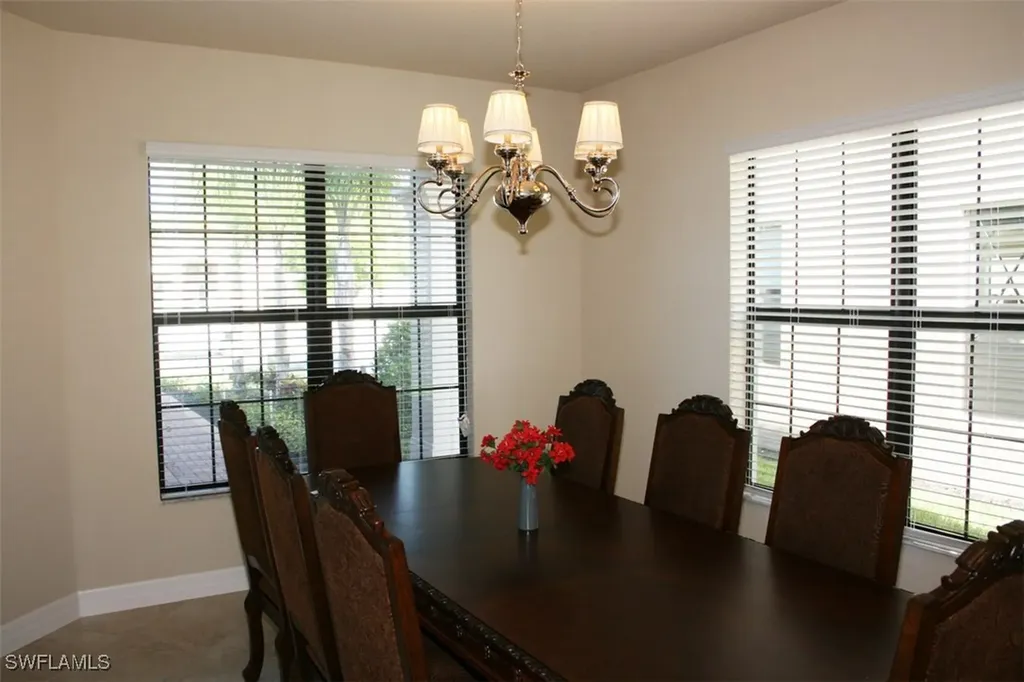 3296 Pacific Drive Naples FL 34119