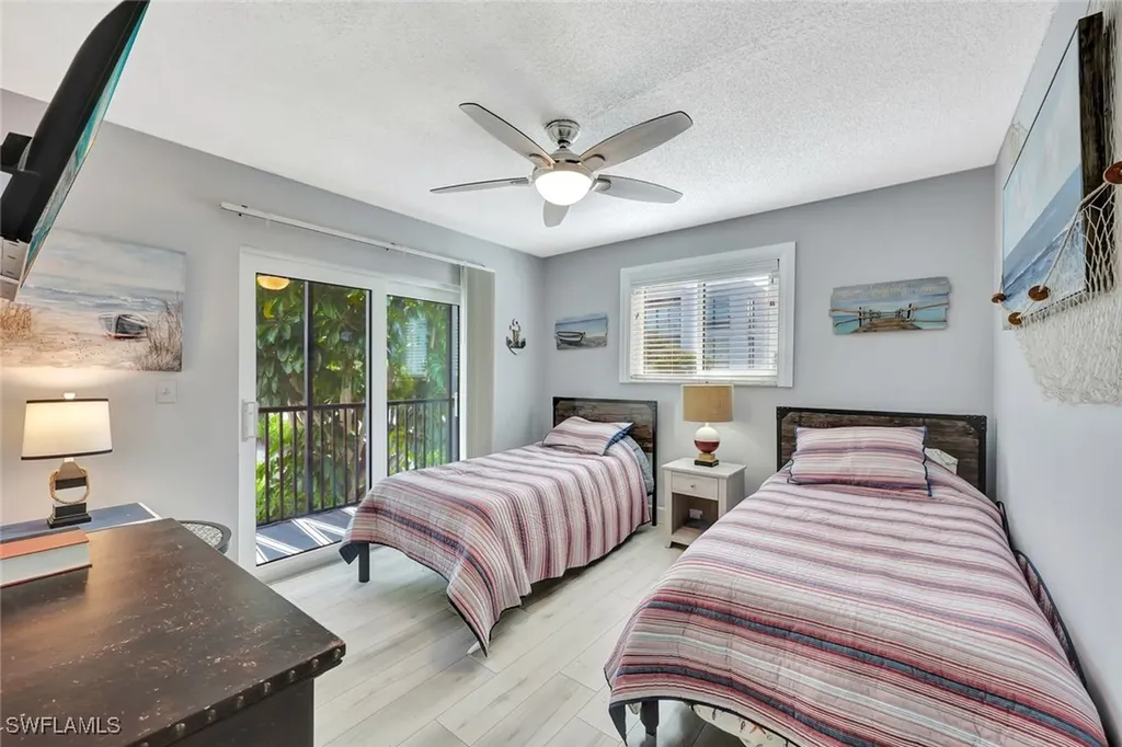 766 Central Avenue Naples FL 34102