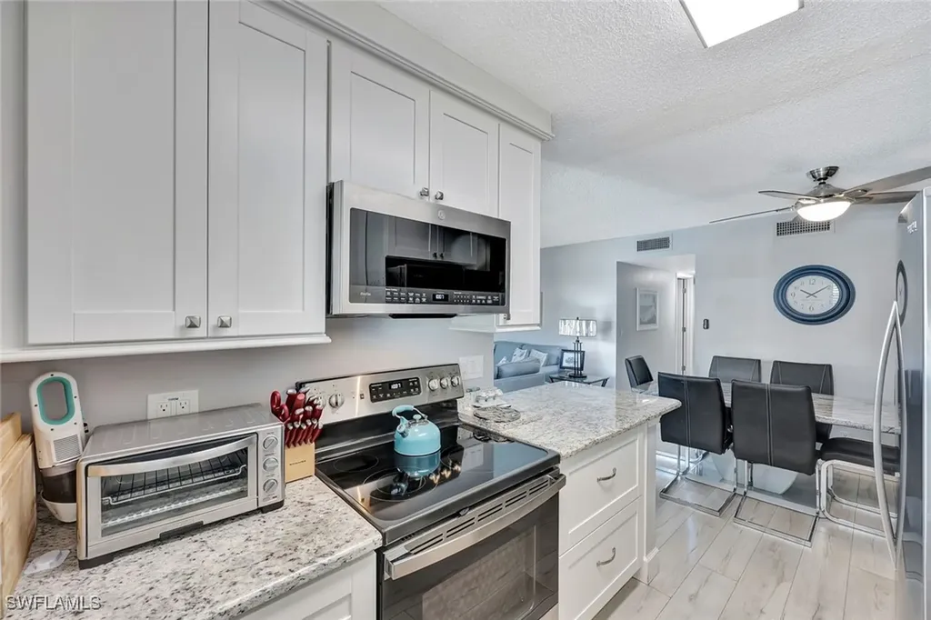 766 Central Avenue Naples FL 34102