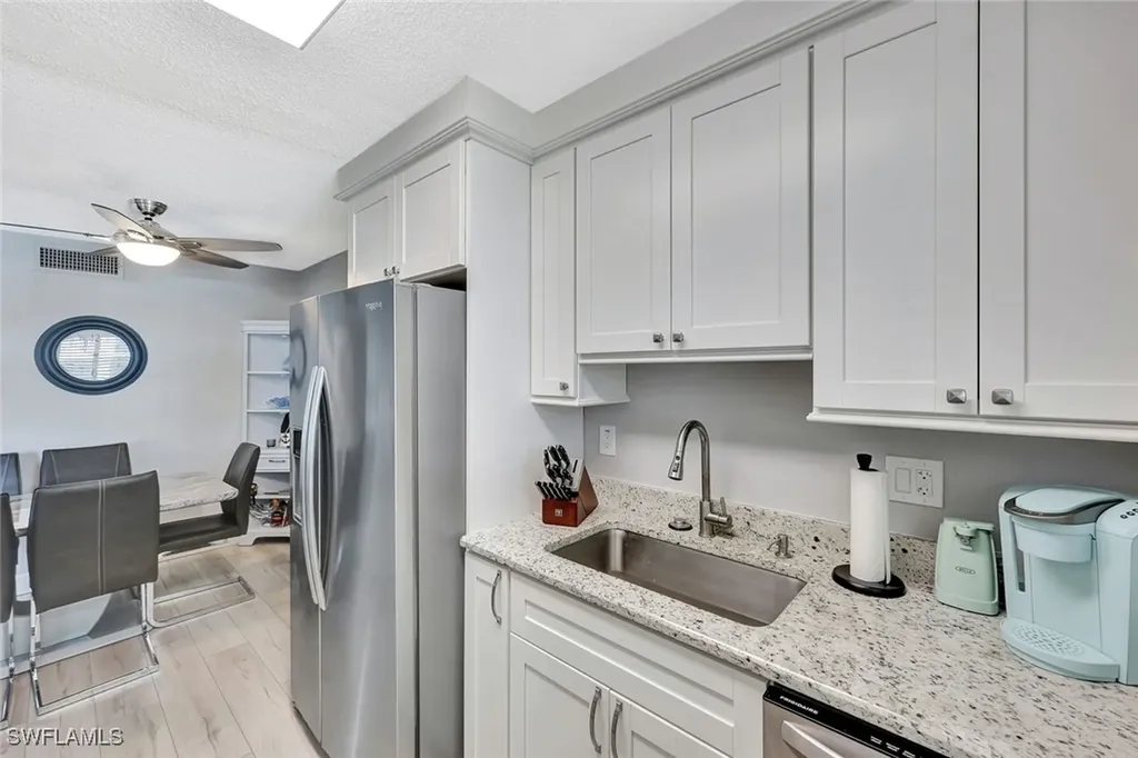 766 Central Avenue Naples FL 34102