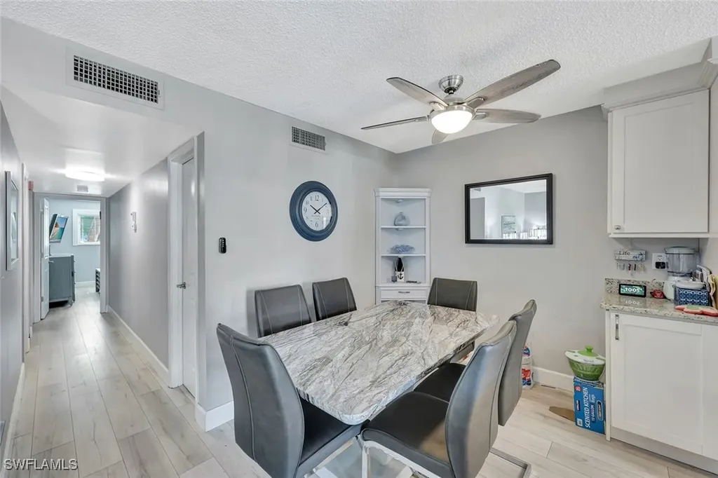 766 Central Avenue Naples FL 34102