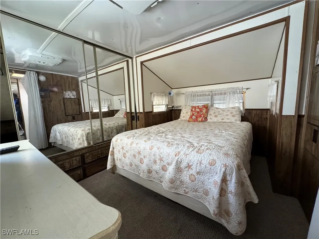 1003 Pine Drive Naples FL 34114