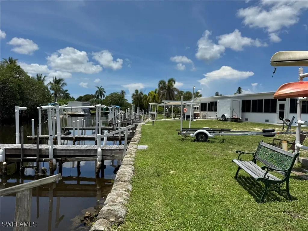 1003 Pine Drive Naples FL 34114