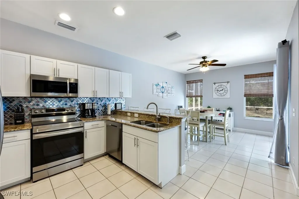 697 Crossfield Circle Naples FL 34104