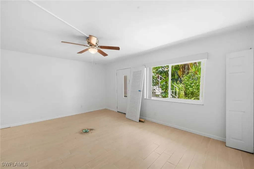 431 Van Buren Street Fort Myers FL 33916
