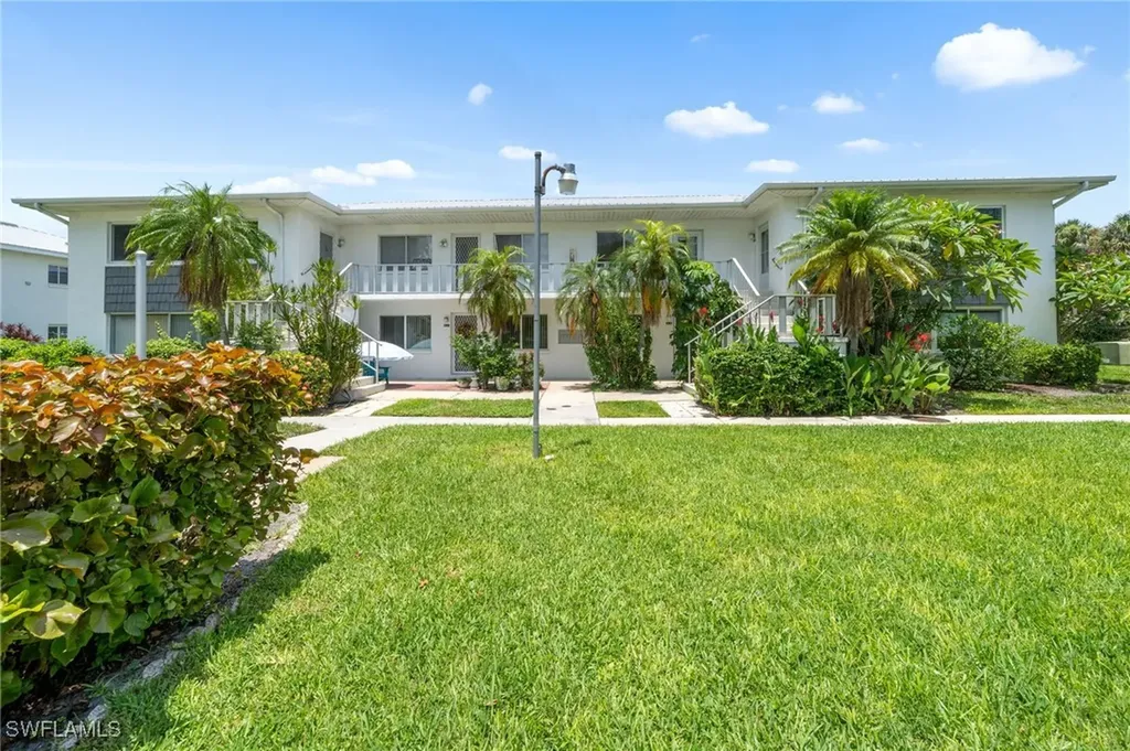 431 Van Buren Street Fort Myers FL 33916