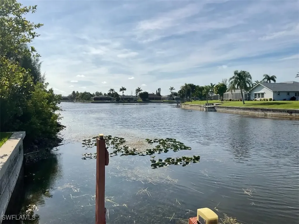 504 SE 16th Terrace Cape Coral FL 33990