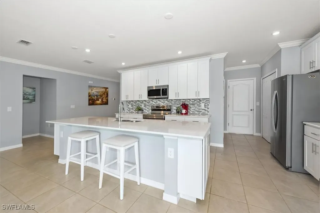 8959 Cascade Price Circle North Fort Myers FL 33917