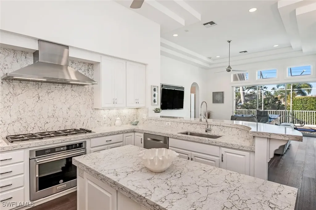 2540 Half Moon Walk Naples FL 34102
