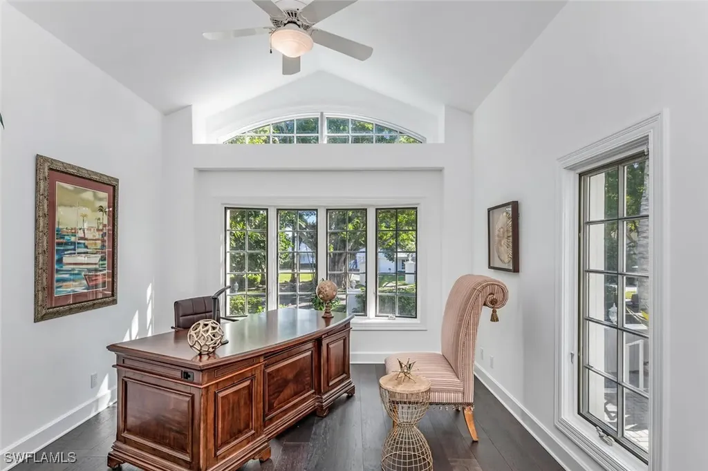 2540 Half Moon Walk Naples FL 34102