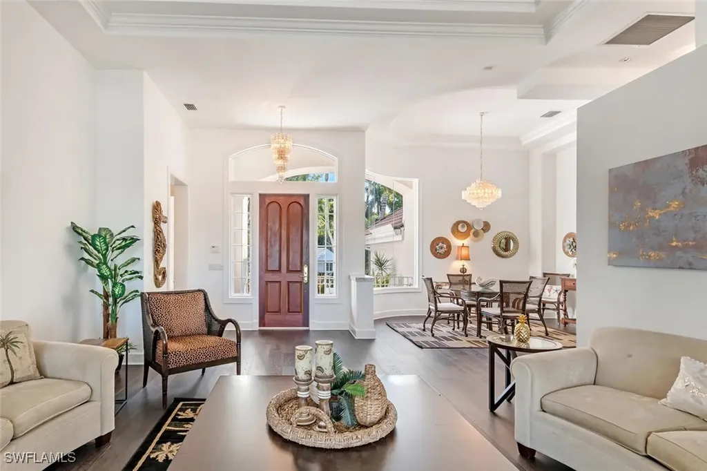 2540 Half Moon Walk Naples FL 34102