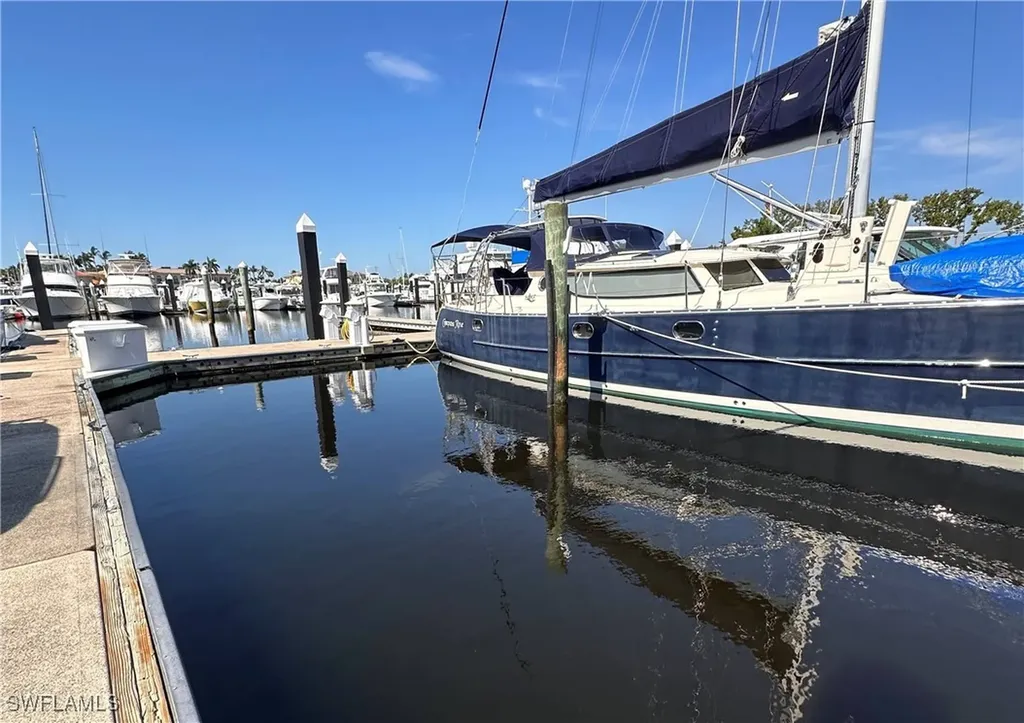 48 Fort Boat Slip At Gulf Harbour G-6 Fort Myers FL 33908