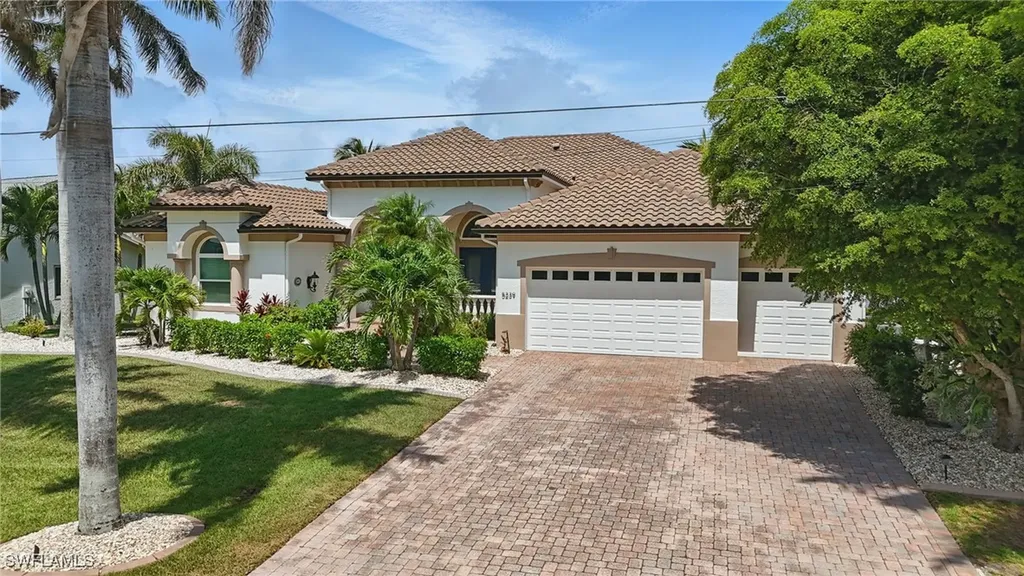 5239 SW 27th Avenue Cape Coral FL 33914