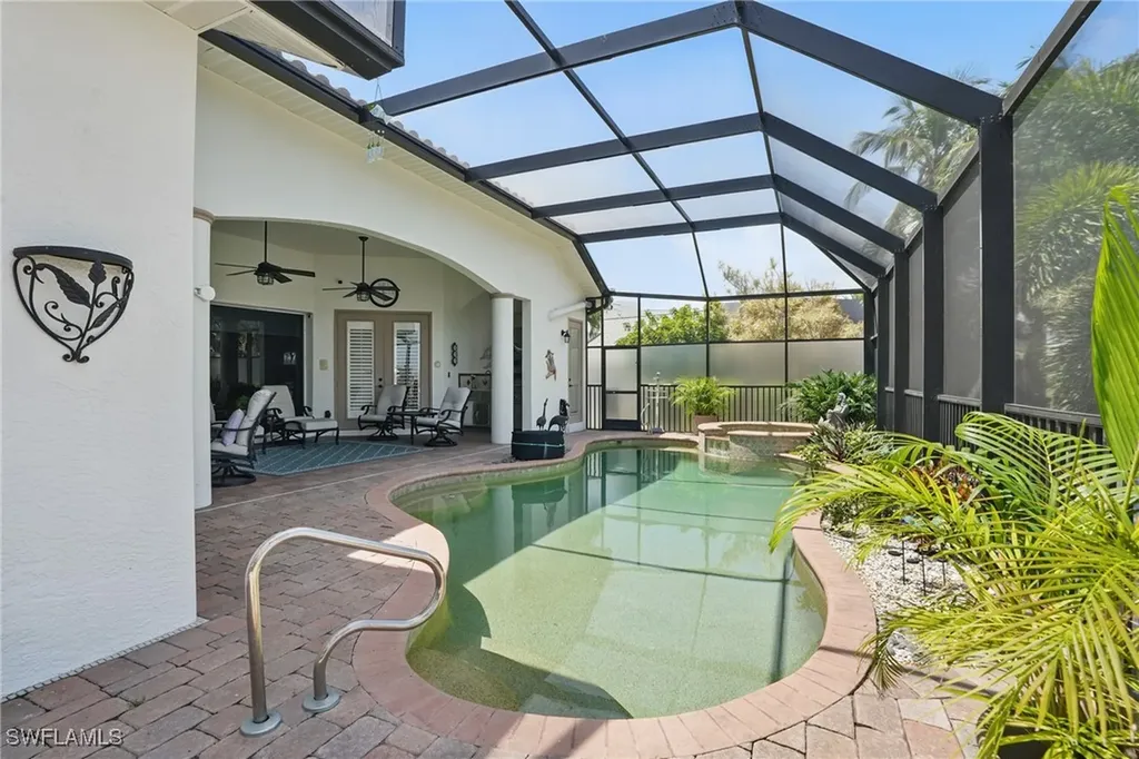 5239 SW 27th Avenue Cape Coral FL 33914