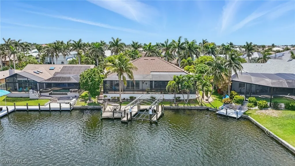 5239 SW 27th Avenue Cape Coral FL 33914