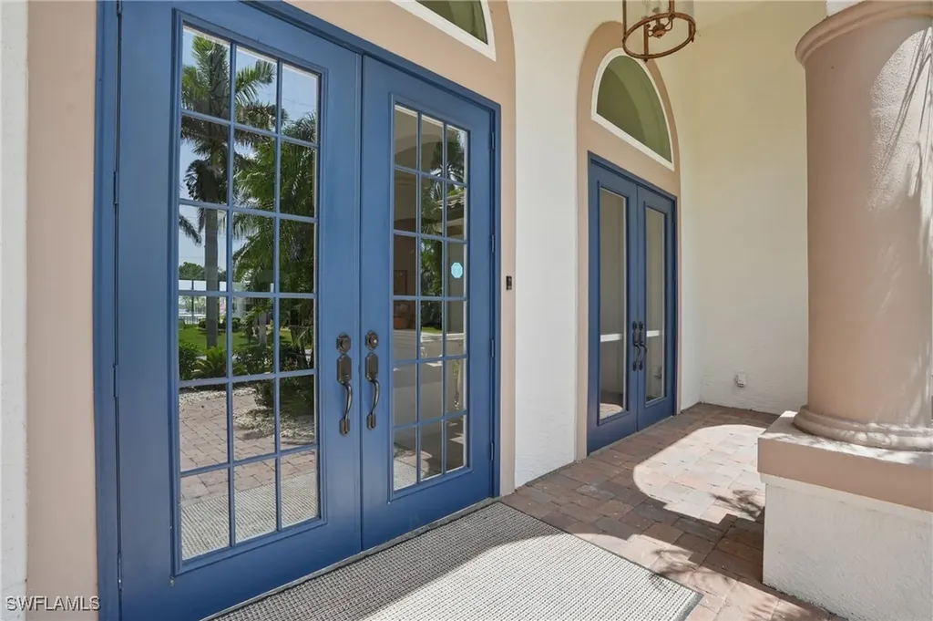 5239 SW 27th Avenue Cape Coral FL 33914