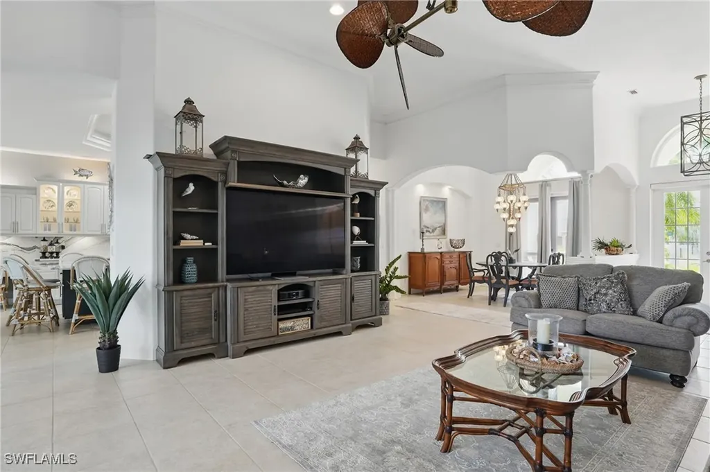 5239 SW 27th Avenue Cape Coral FL 33914