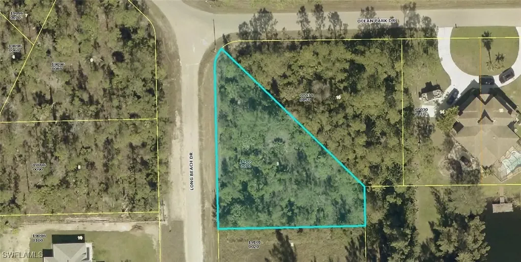 1870 Long Beach Drive Lehigh Acres FL 33972