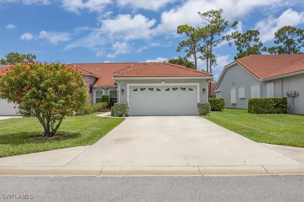 Naples FL, 315 Melrose Place, Unit 27