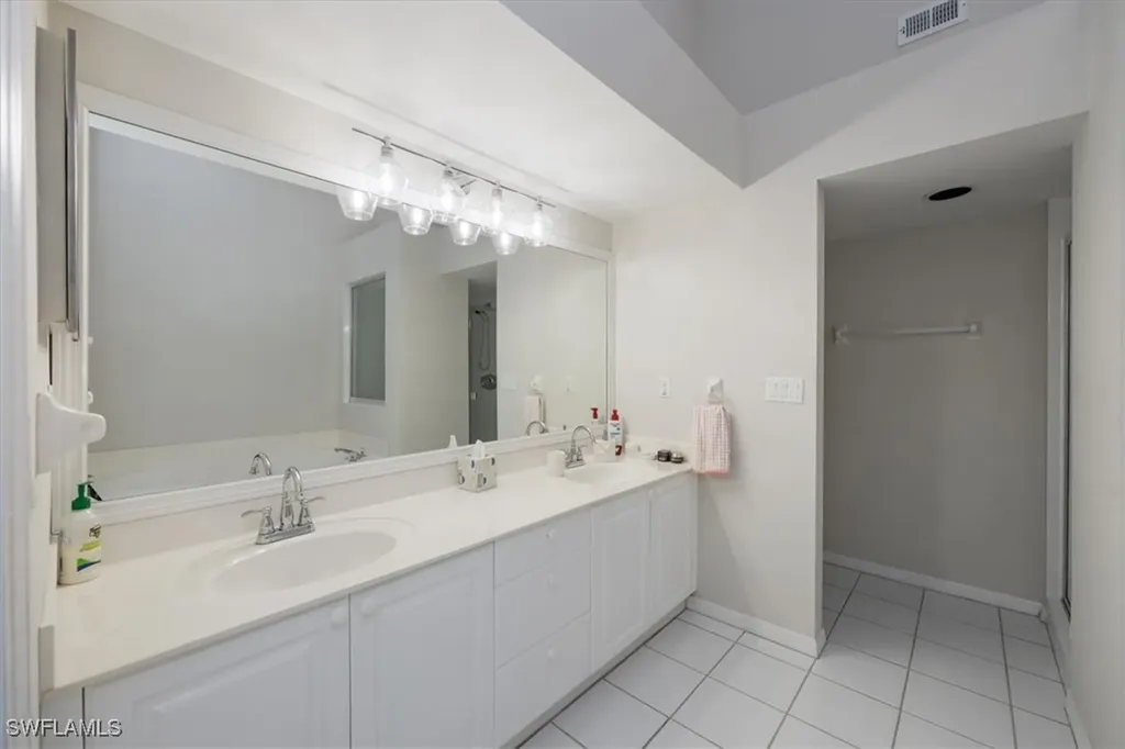 315 Melrose Place Naples FL 34104