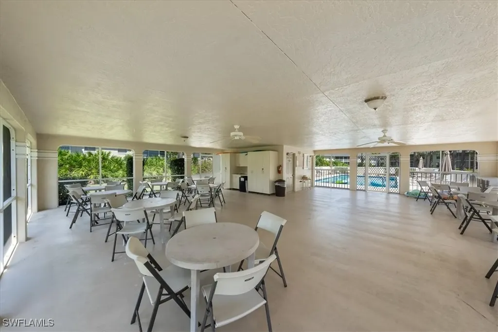 315 Melrose Place Naples FL 34104